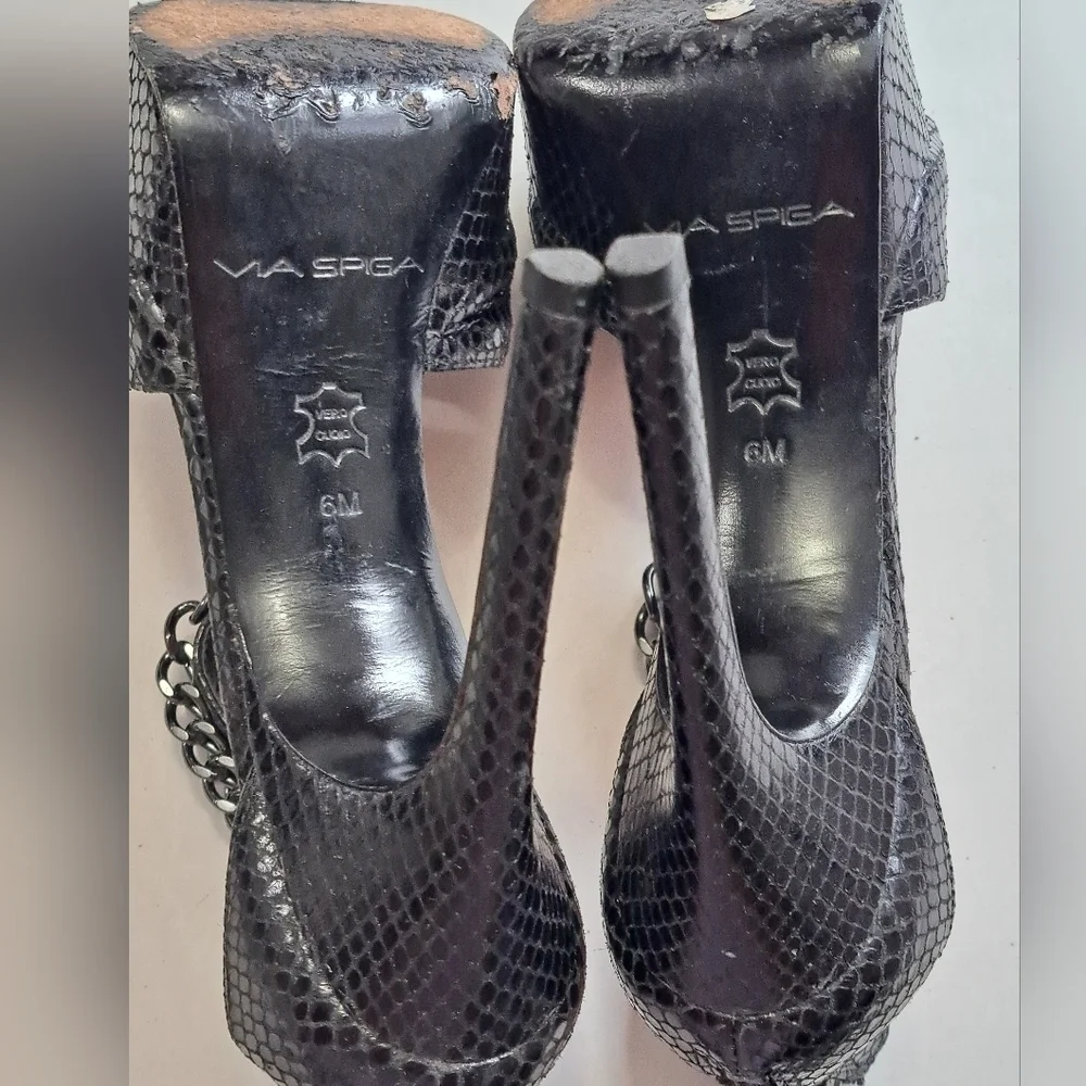 Via Spiga Black Leather Open Toe Stiletto Heels   Size 6 M